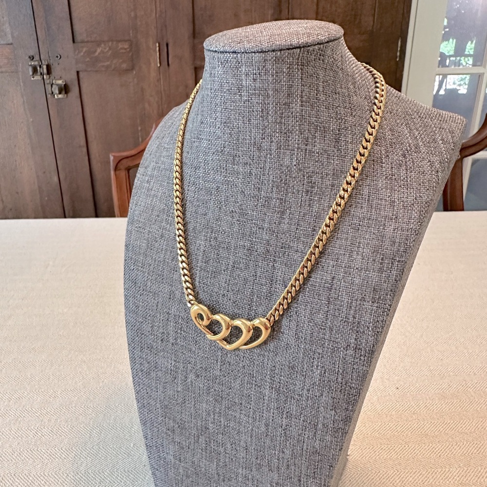 Vintage Napier Triple Heart Necklace Chunky Gold Tone Cuban Chain Signed Choker - Picture 3 of 11